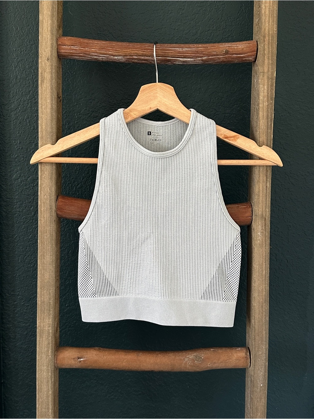 Light Gray Ribbed Athletic Racerback Top / Sports Bralette- Women’s Size Small